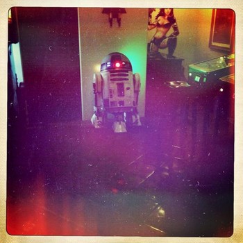 photo: megan fox posts first twitter picture showing a life-size star wars r2d2 - national celebrity headlines 